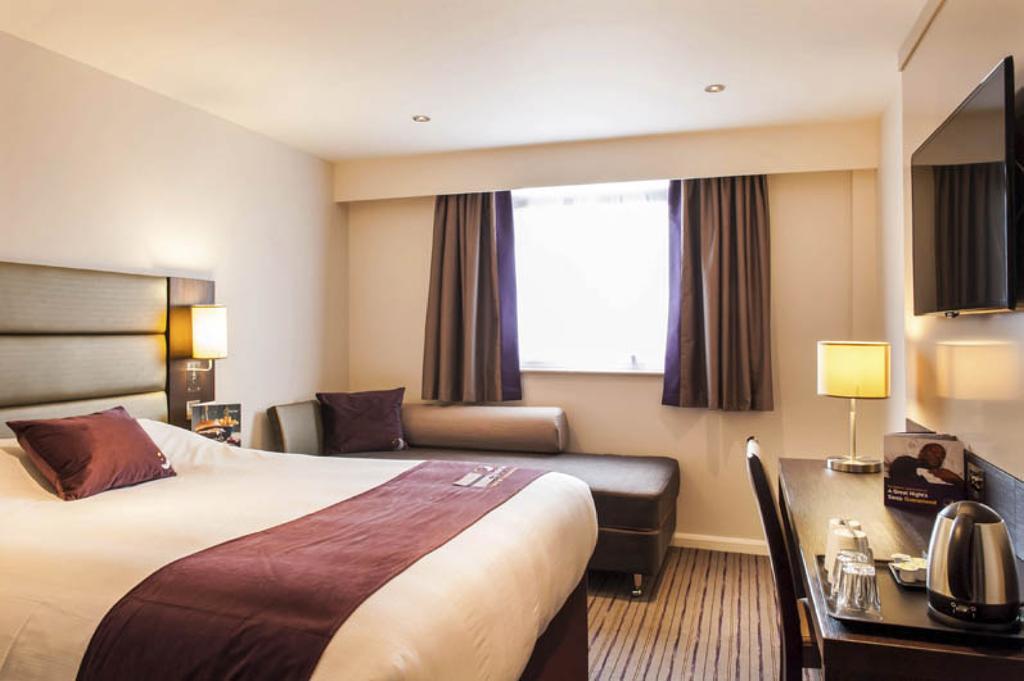 Premier Inn Aberdeen City Centre Номер фото