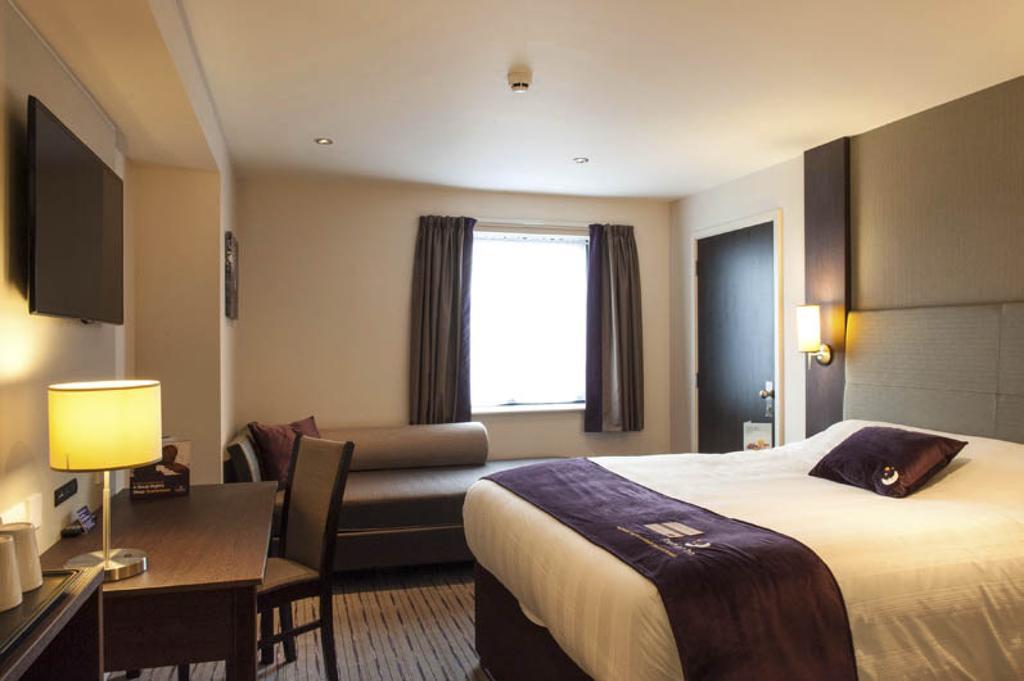 Premier Inn Aberdeen City Centre Номер фото