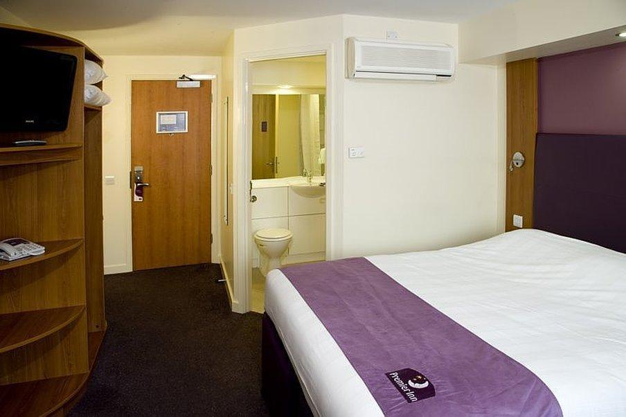 Premier Inn Aberdeen City Centre Екстер'єр фото